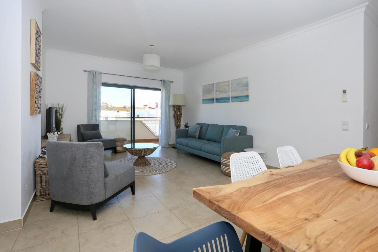3 Bedroom Apartment With Indoor Pool Central 拉哥斯 外观 照片
