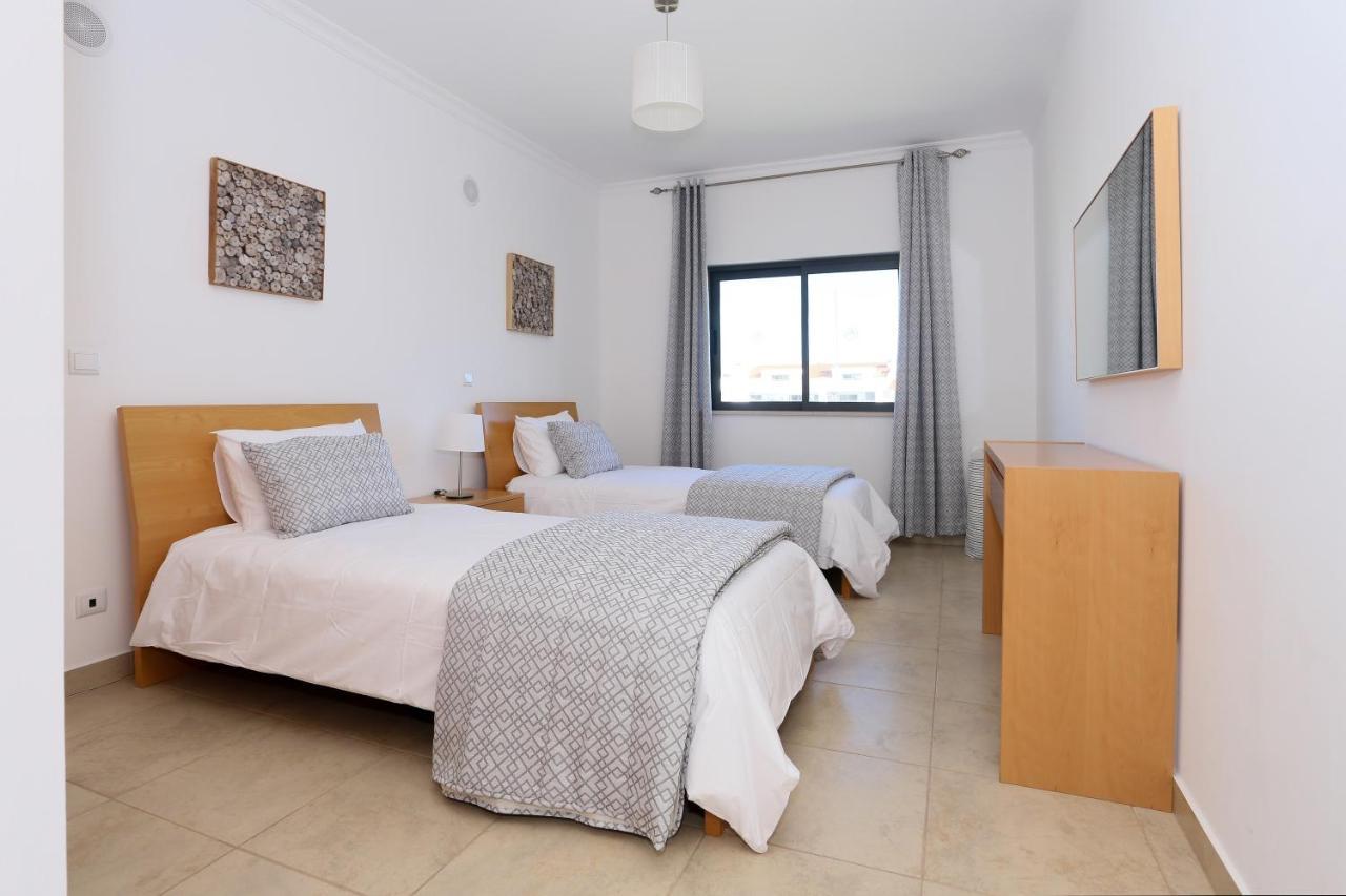 3 Bedroom Apartment With Indoor Pool Central 拉哥斯 外观 照片