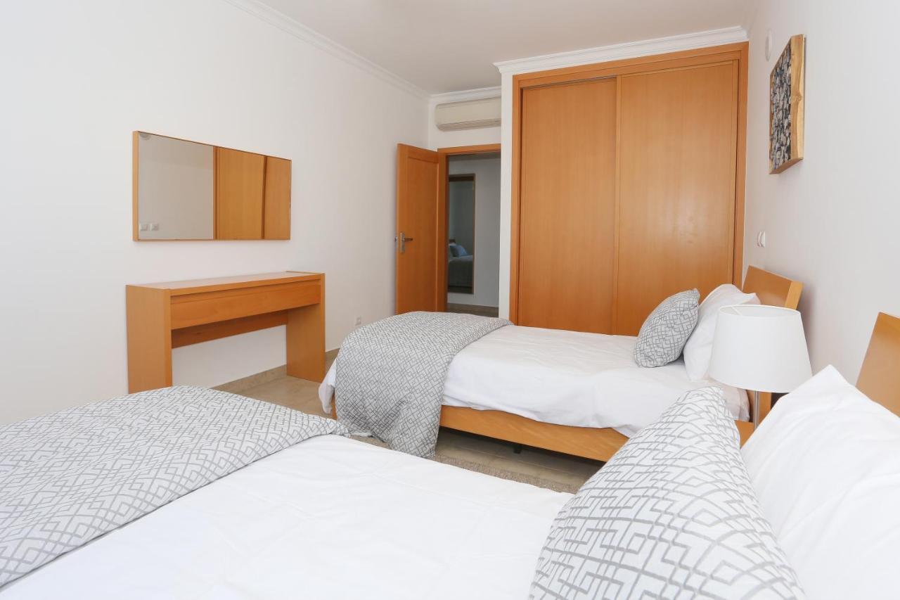 3 Bedroom Apartment With Indoor Pool Central 拉哥斯 外观 照片