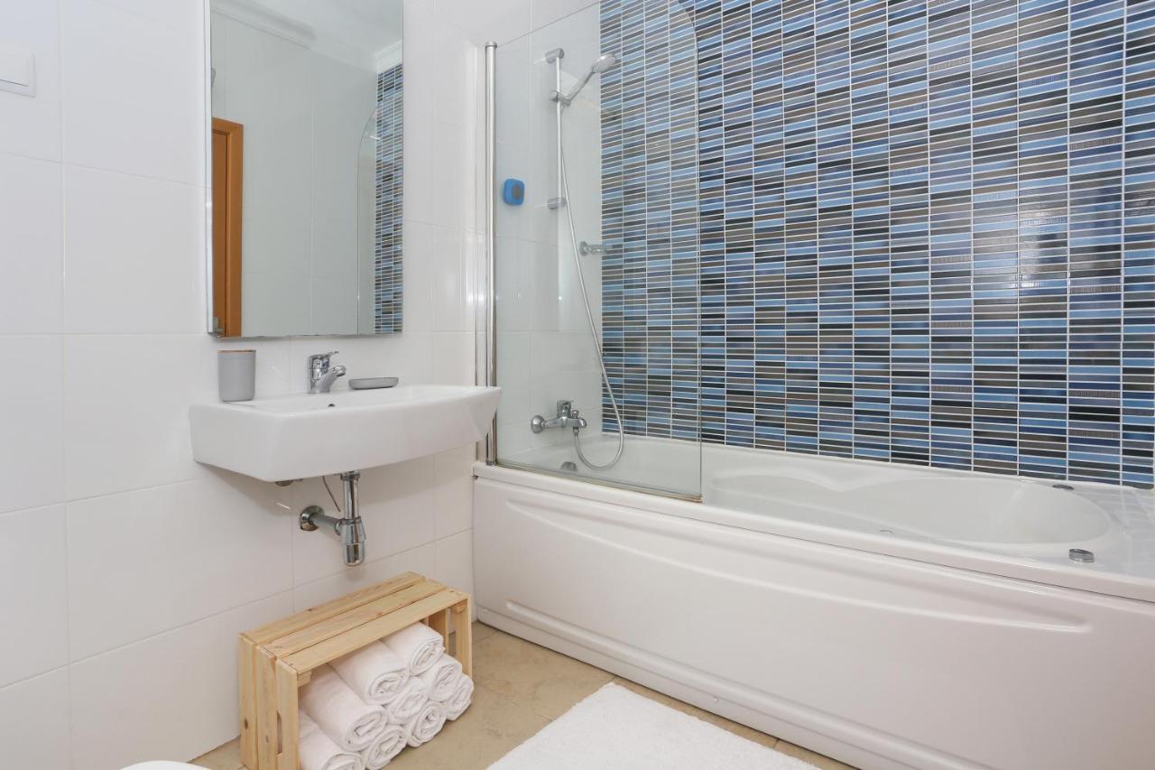 3 Bedroom Apartment With Indoor Pool Central 拉哥斯 外观 照片