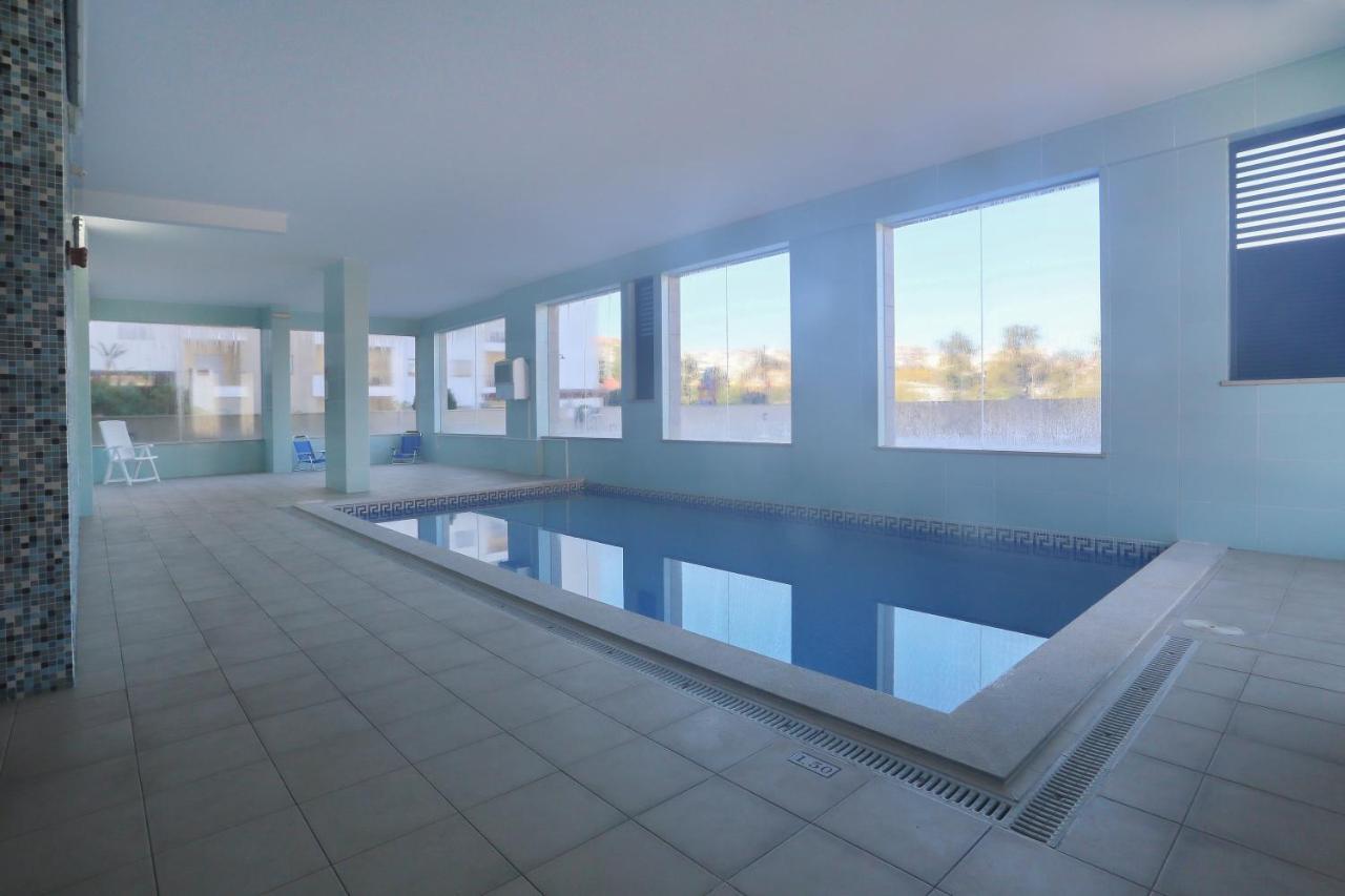 3 Bedroom Apartment With Indoor Pool Central 拉哥斯 外观 照片