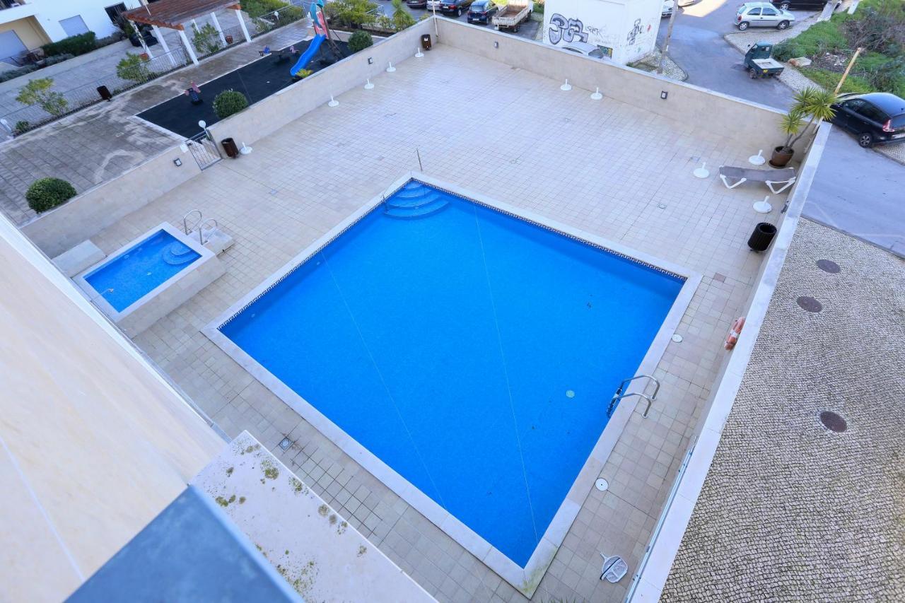 3 Bedroom Apartment With Indoor Pool Central 拉哥斯 外观 照片
