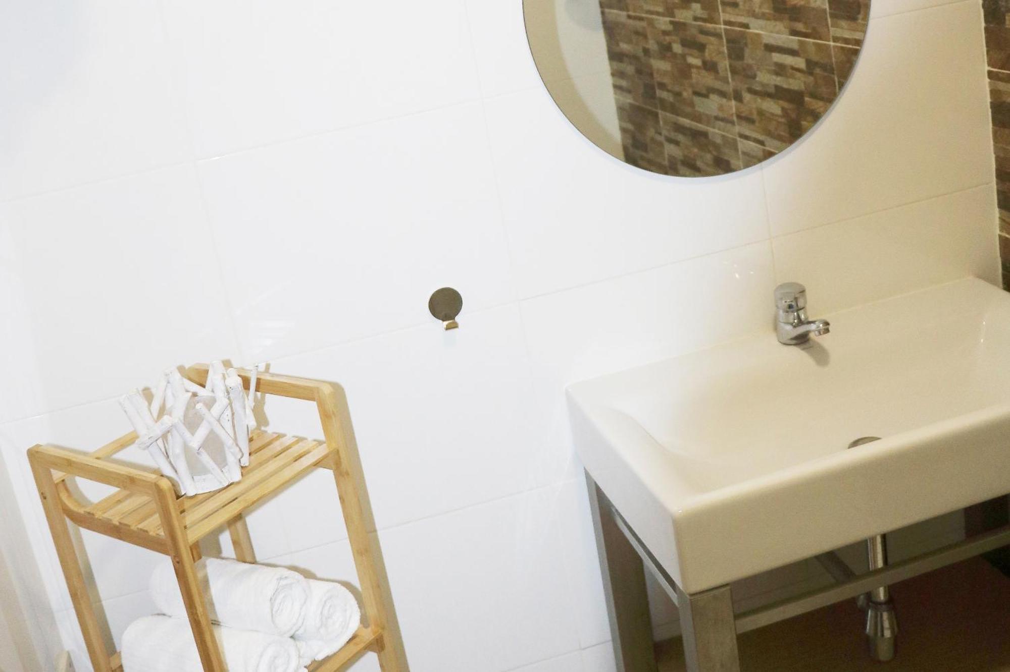 3 Bedroom Apartment With Indoor Pool Central 拉哥斯 外观 照片